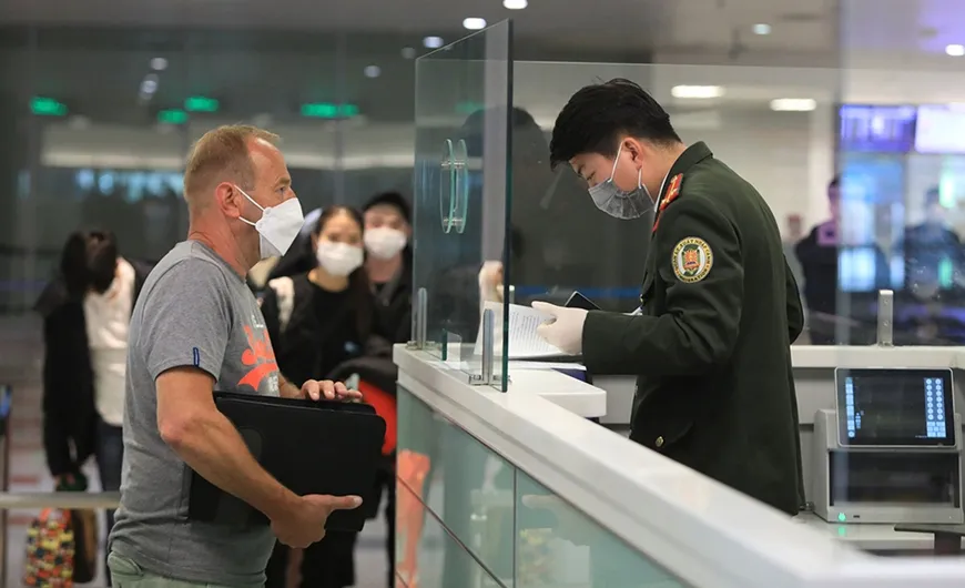 Douanes et Immigration au Vietnam